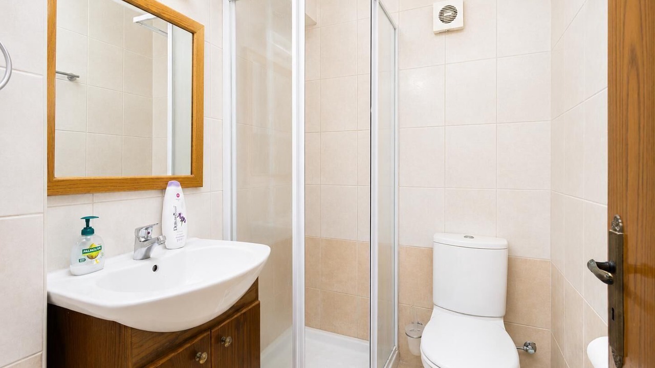 Photo of Bathroom in Pomos