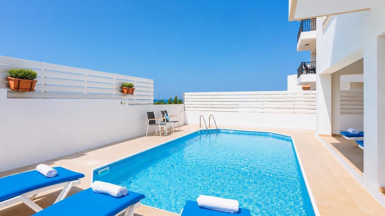 Photo of Outdoor in Pomos