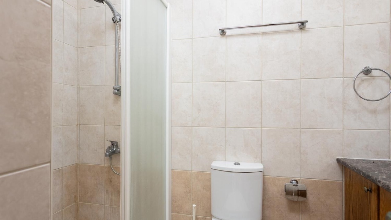 Photo of Bathroom in Pomos