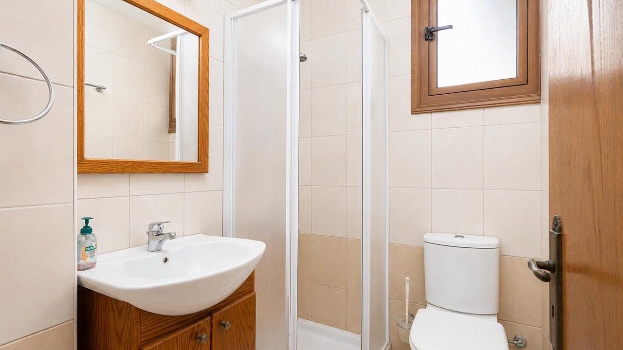 Photo of Bathroom in Pomos
