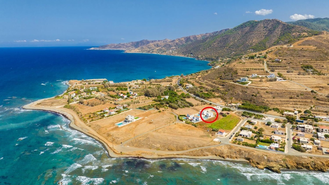 Photo of Others in Pomos