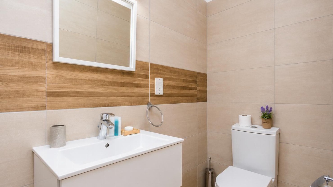 Photo of Bathroom in Pomos