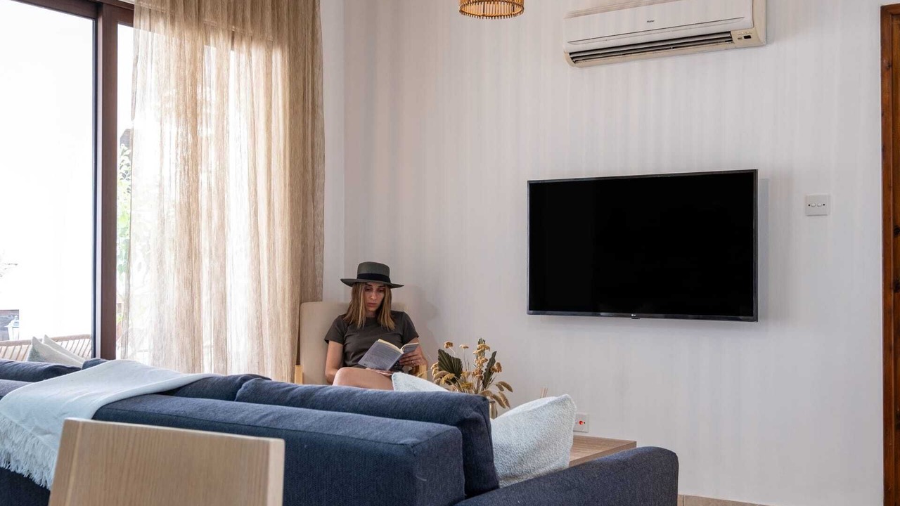 Photo of Livingroom in Mazotos