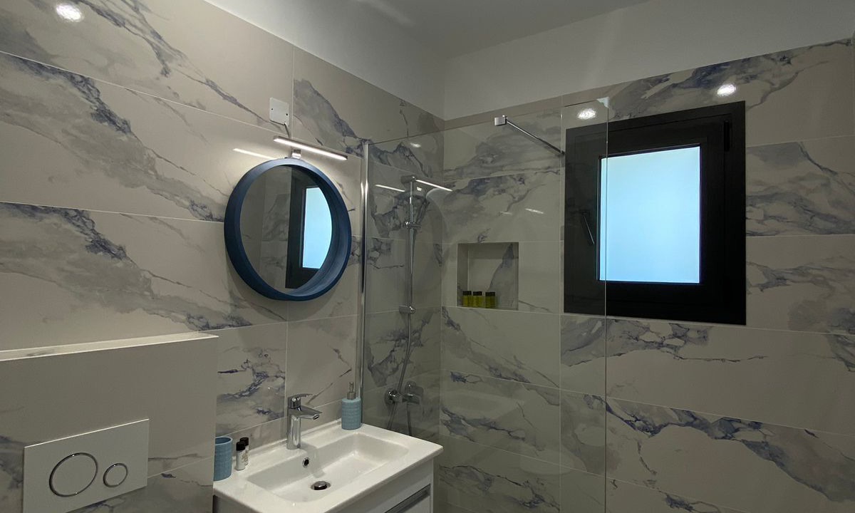 Photo of Bathroom in Universal