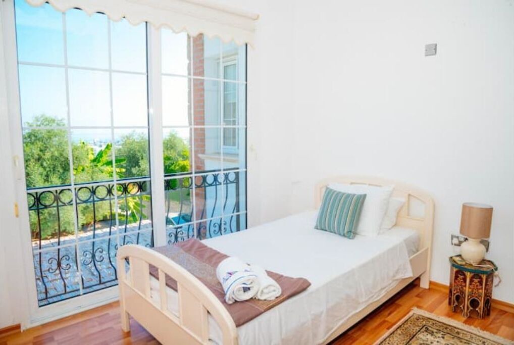 Photo of Bedroom in Edremit