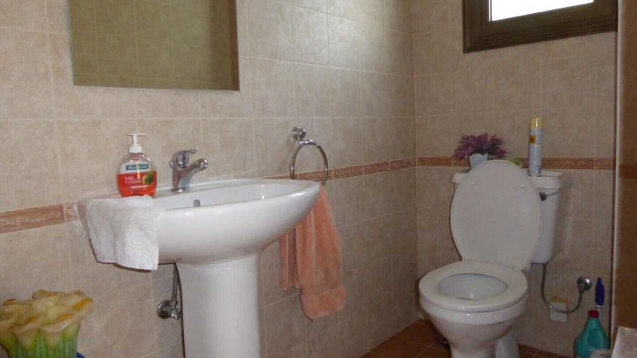 Photo of Bathroom in Emba