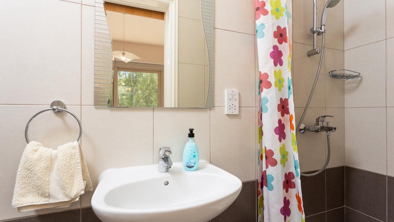 Photo of Bathroom in Droushia