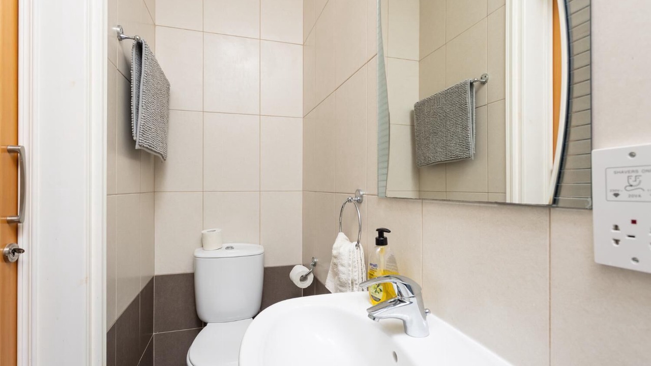 Photo of Bathroom in Droushia