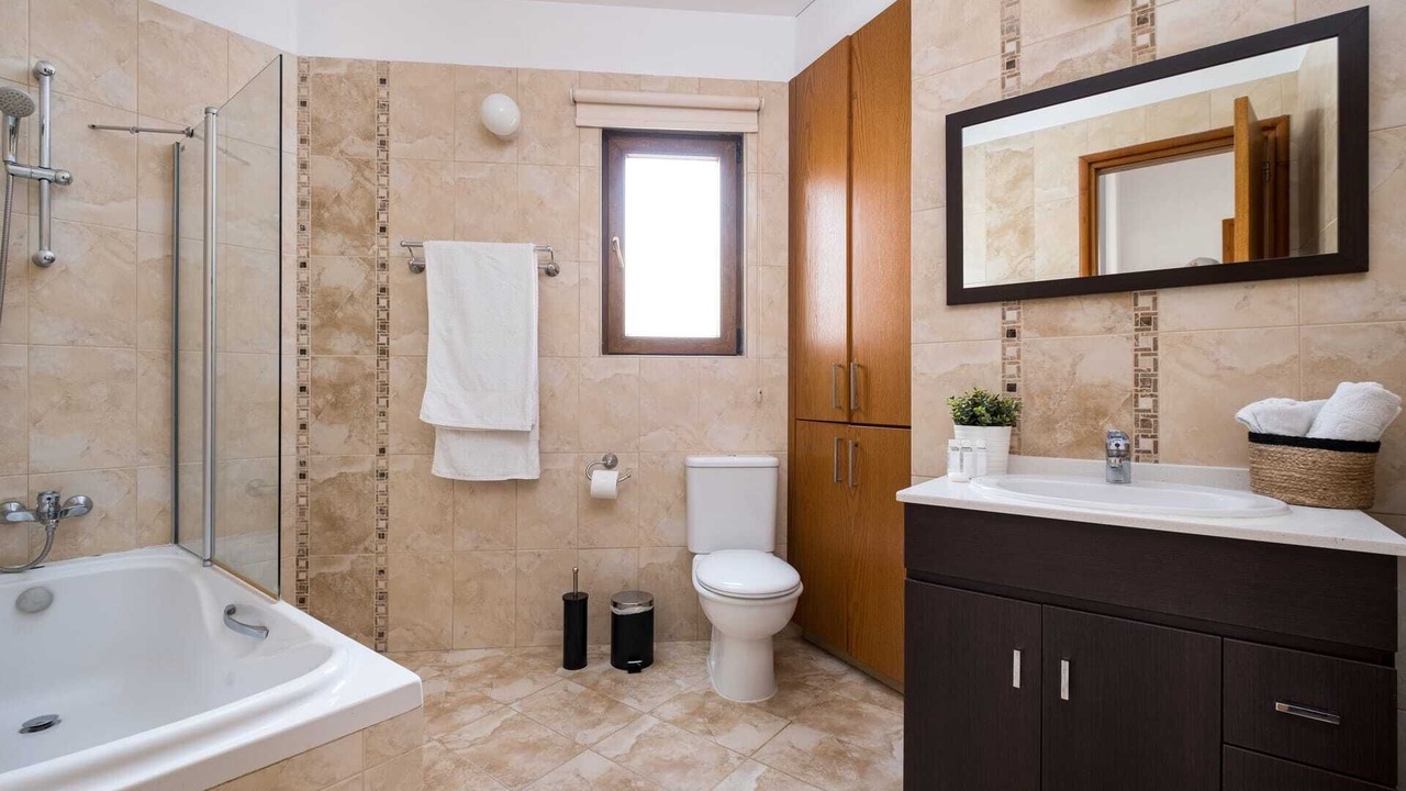 Photo of Bathroom in Simou
