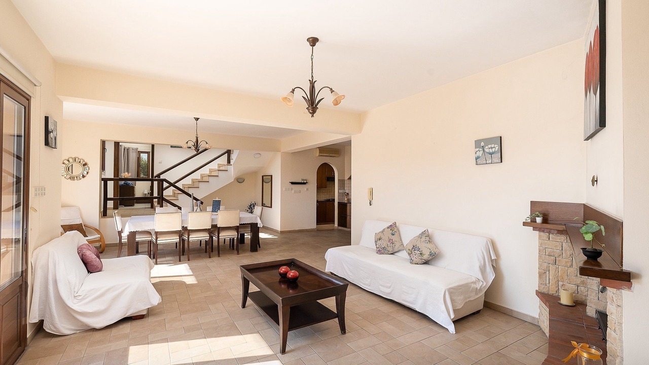 Photo of Livingroom in Letymvou