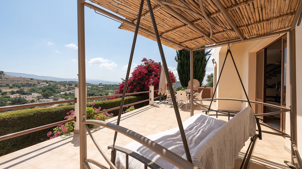 Photo of Patio Balcony in Letymvou