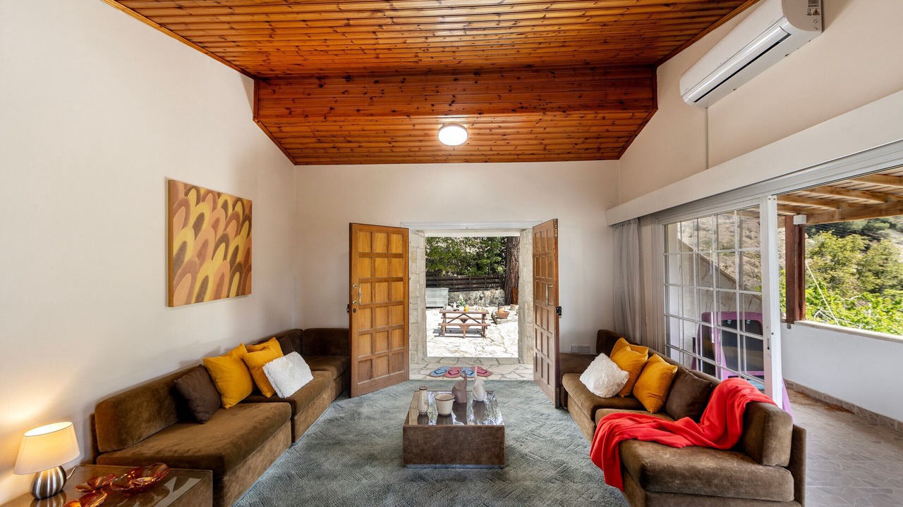 Photo of Livingroom in Platres