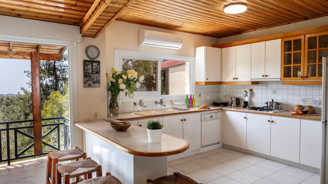 Photo of Kitchen in Platres