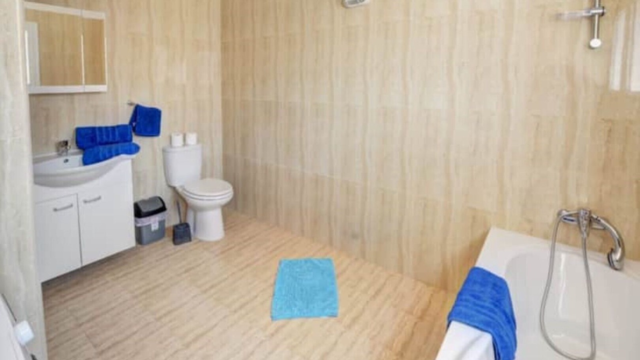 Photo of Bathroom in Tseri