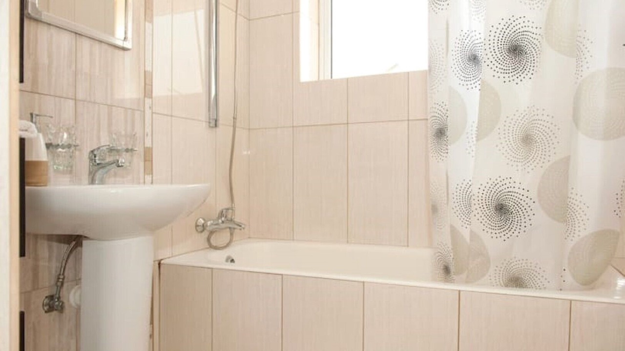Photo of Bathroom in Pernera