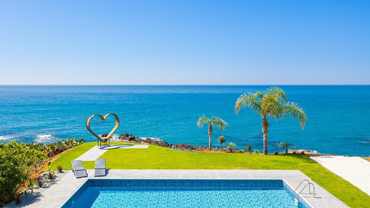 Photo of Outdoor in Pomos