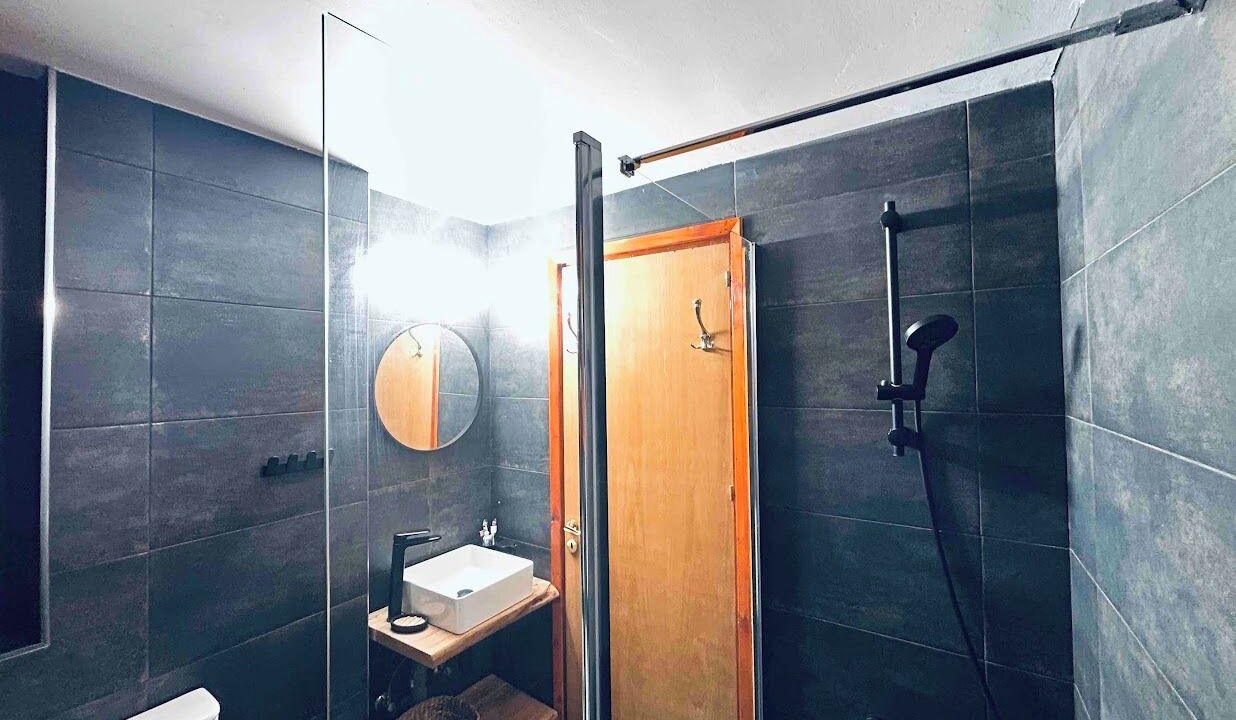 Photo of Bathroom in Vavatsinia