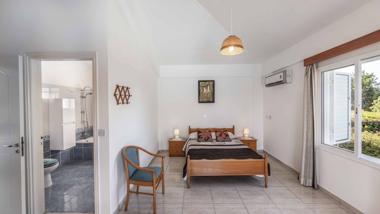 Photo of Bedroom in Latchi