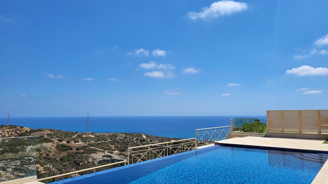 Photo of Bedroom in Aphrodite Hills