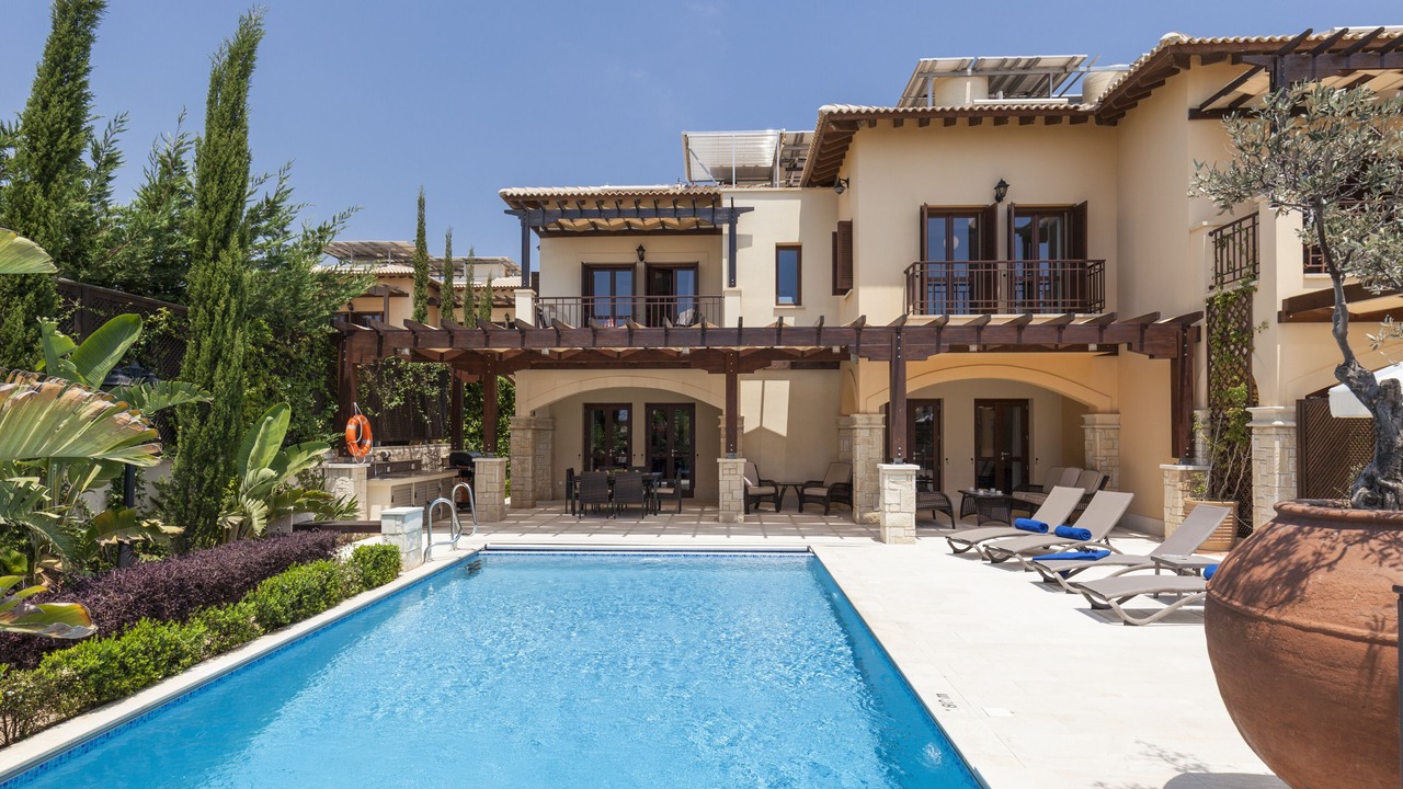 Photo of Bedroom in Aphrodite Hills