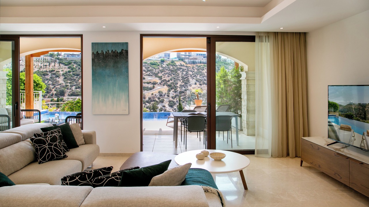 Photo of Livingroom in Aphrodite Hills