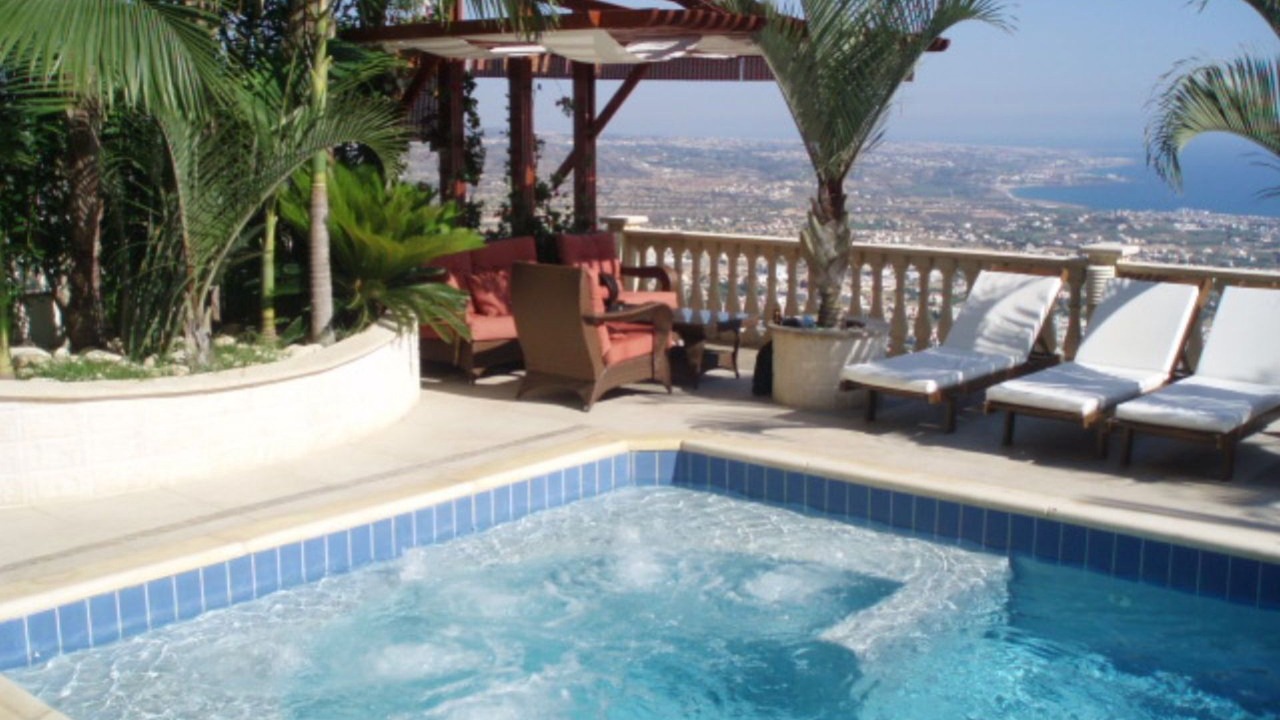 Photo of Outdoor in Peyia Town