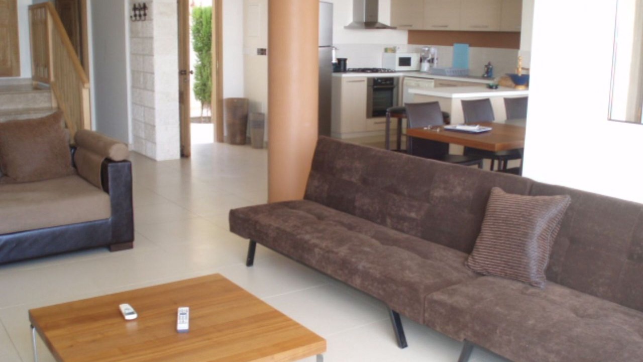 Photo of Livingroom in Peyia Town