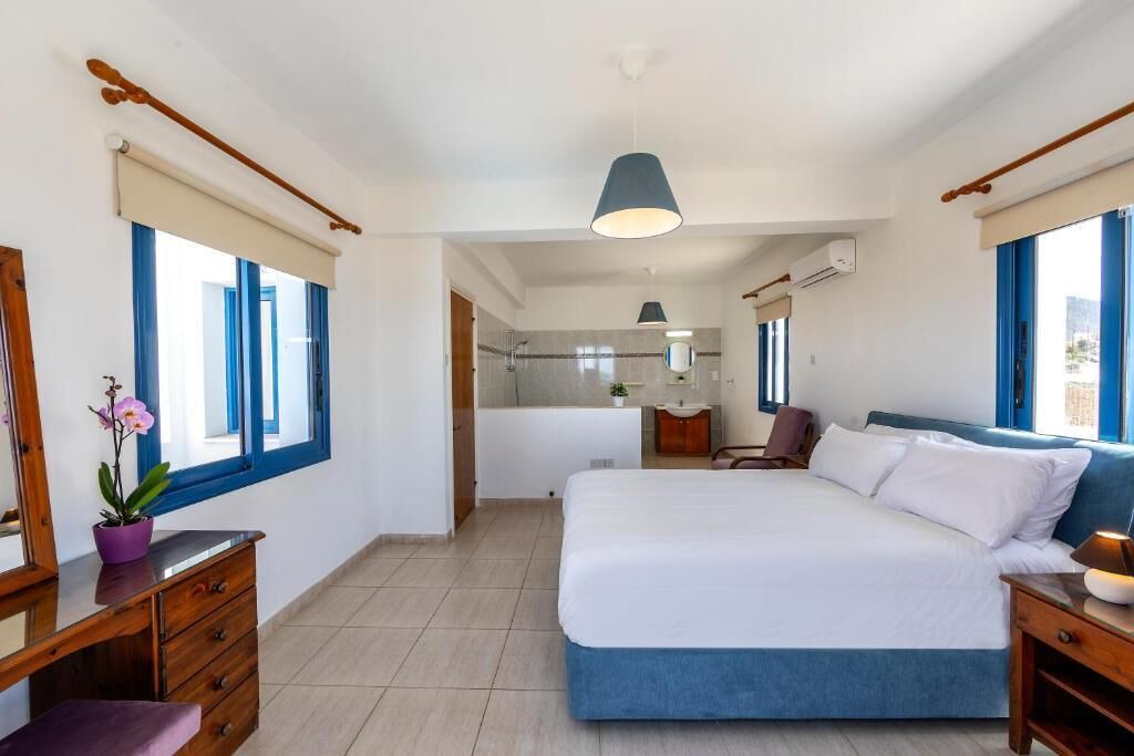 Photo of Bedroom in Pomos