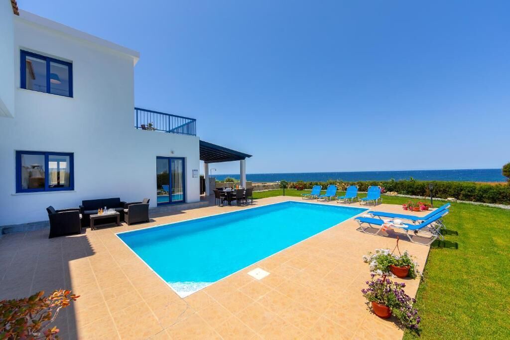 Photo of Outdoor in Pomos