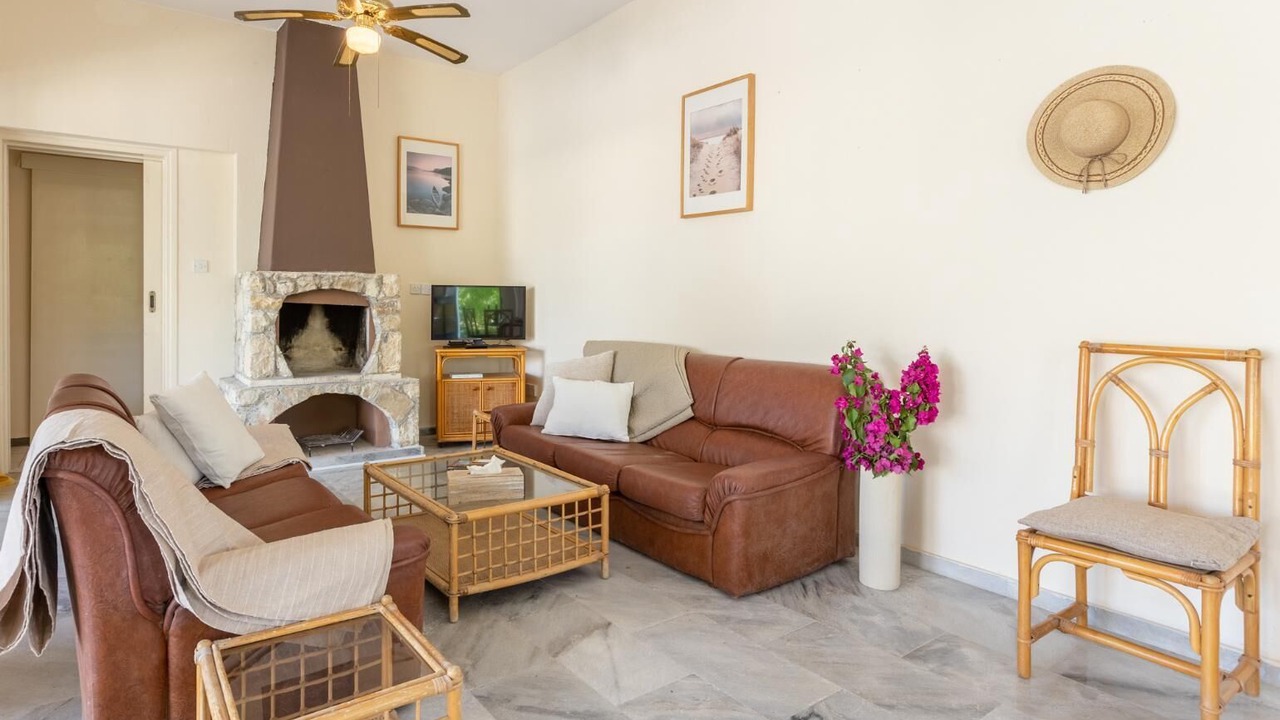 Photo of Livingroom in Prodromi