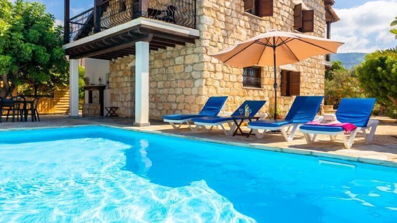 Photo of Outdoor in Pomos