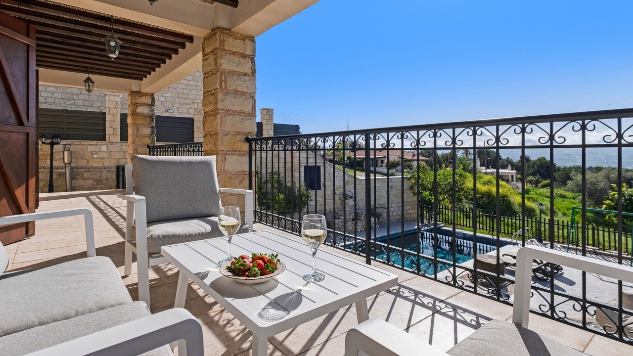 Photo of Patio Balcony in Peristerona