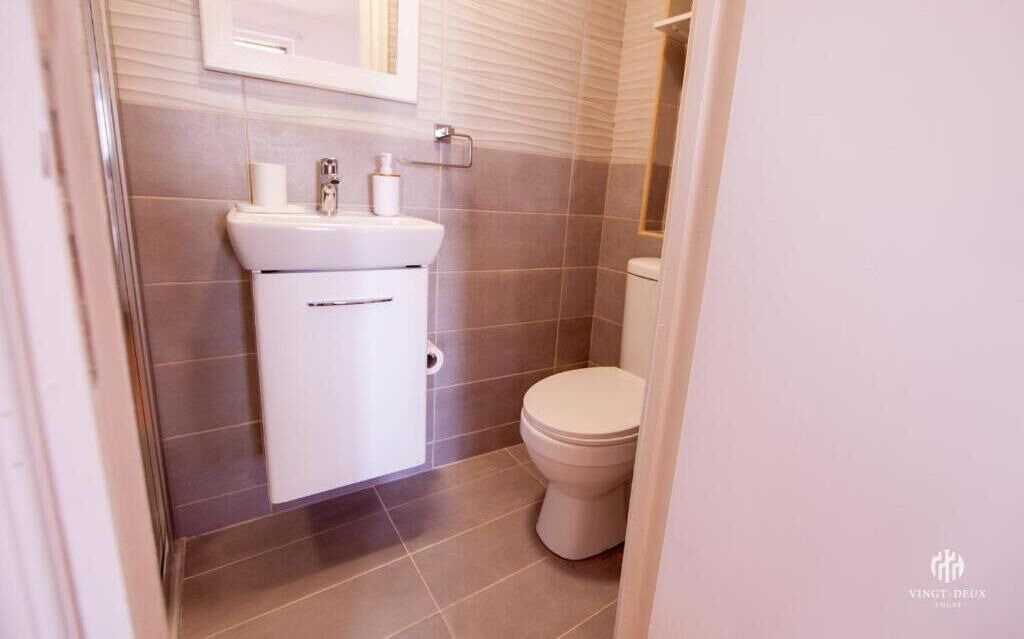 Photo of Bathroom in Vouni