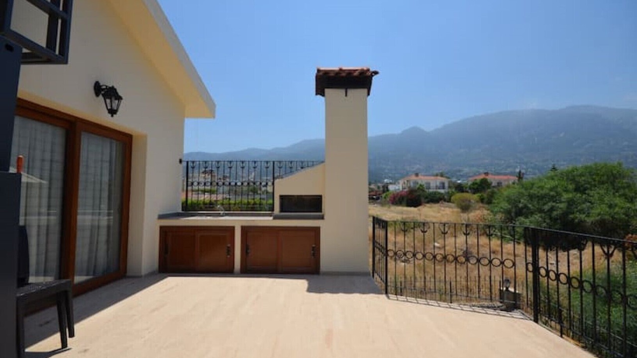 Photo of Patio Balcony in Karavas