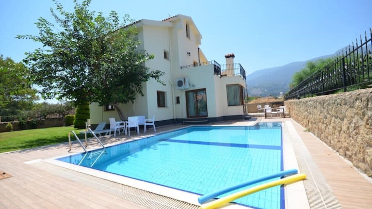 Photo of Outdoor in Karavas