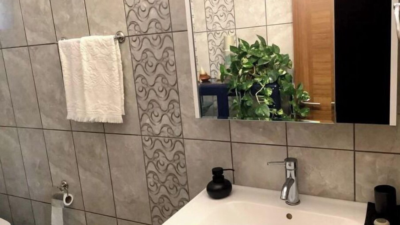 Photo of Bathroom in Trikomo