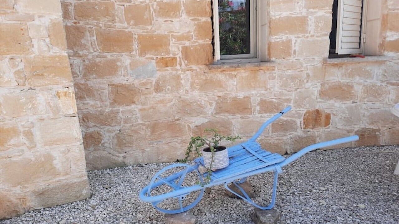 Photo of Outdoor in Ineia