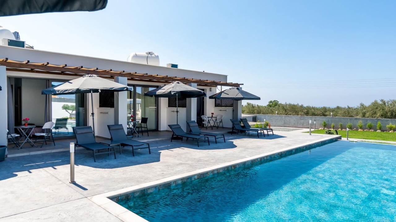 Photo of Bedroom in Peyia Town