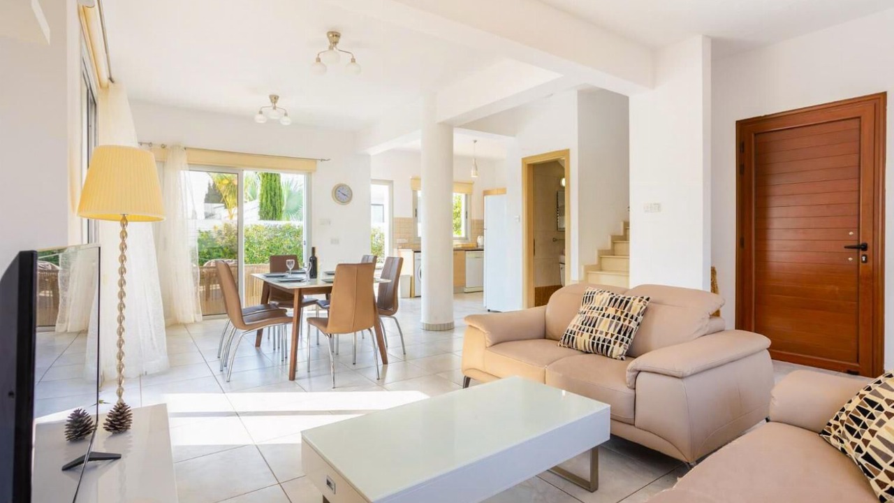 Photo of Livingroom in Pernera