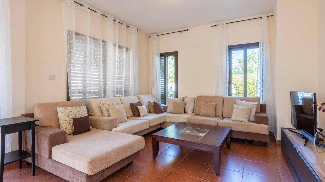 Photo of Bedroom in Latchi