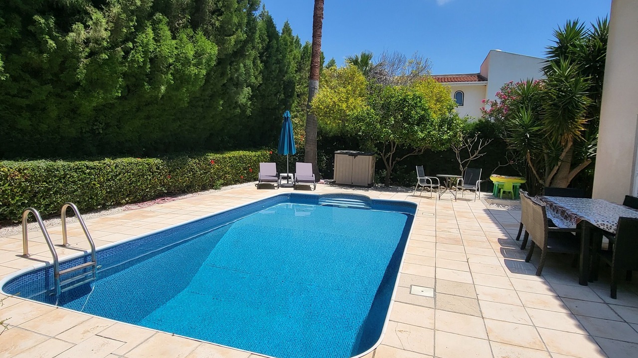 Photo of Outdoor in Peyia Town