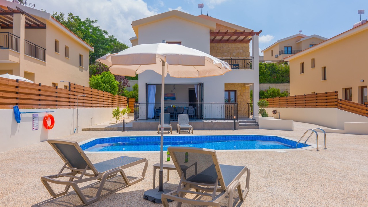 Photo of Outdoor in Meladeia