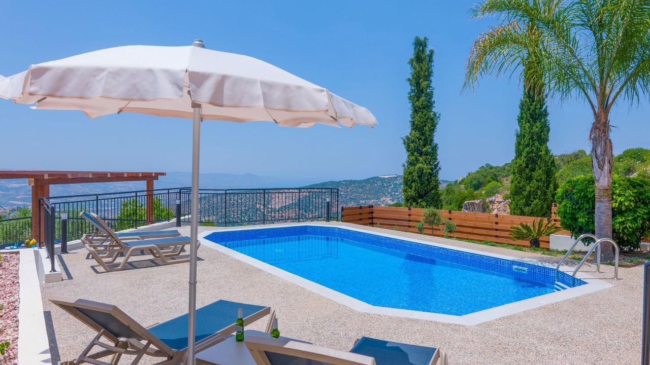 Photo of Outdoor in Meladeia