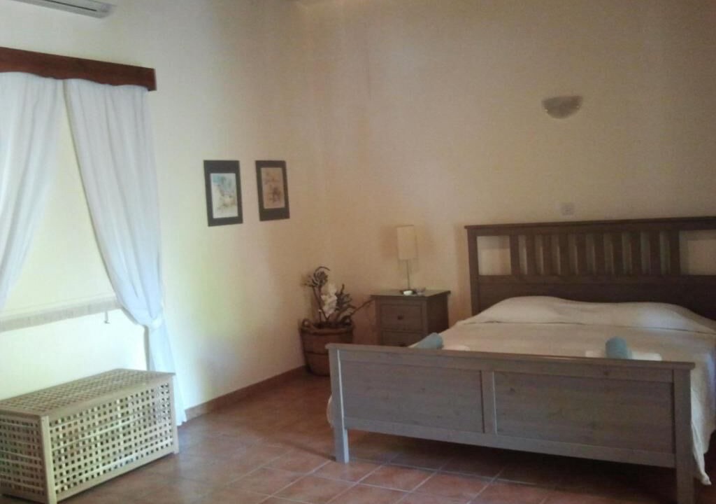 Photo of Bedroom in Peyia Town