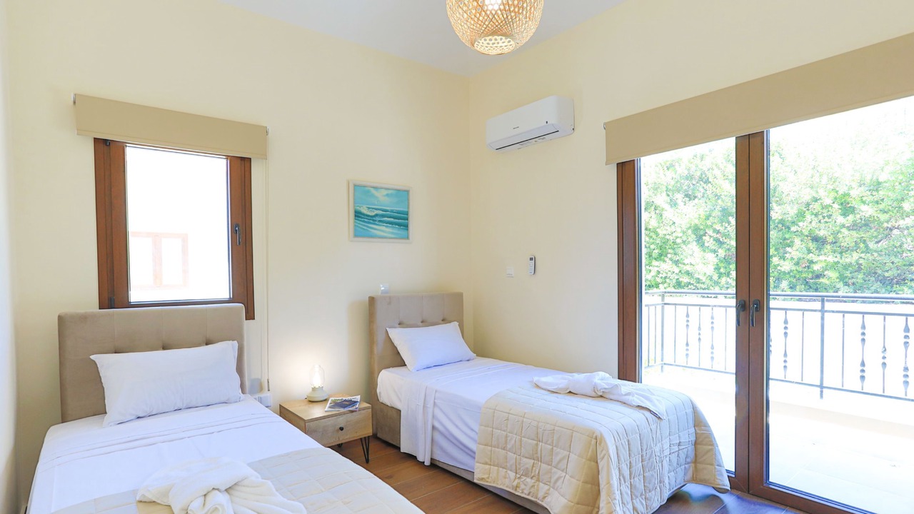 Photo of Bedroom in Meladeia