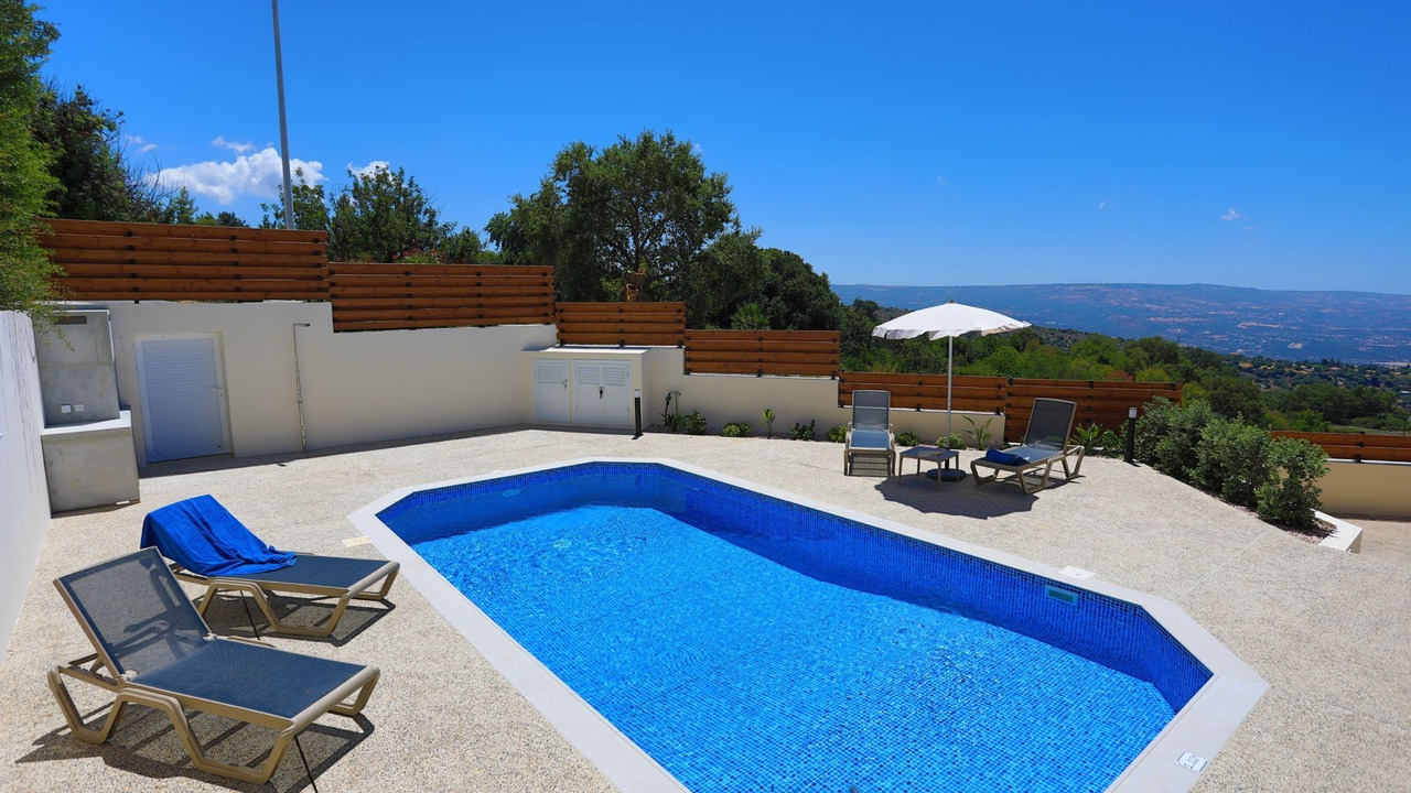 Photo of Outdoor in Meladeia