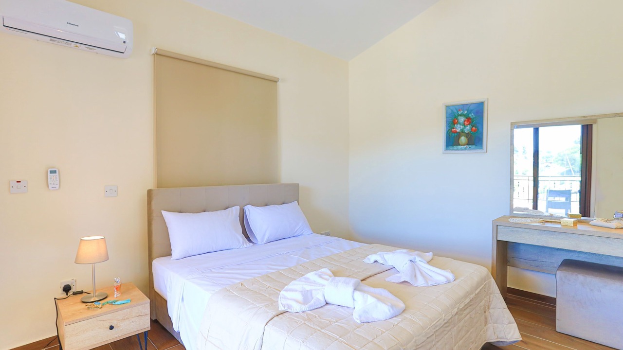 Photo of Bedroom in Meladeia