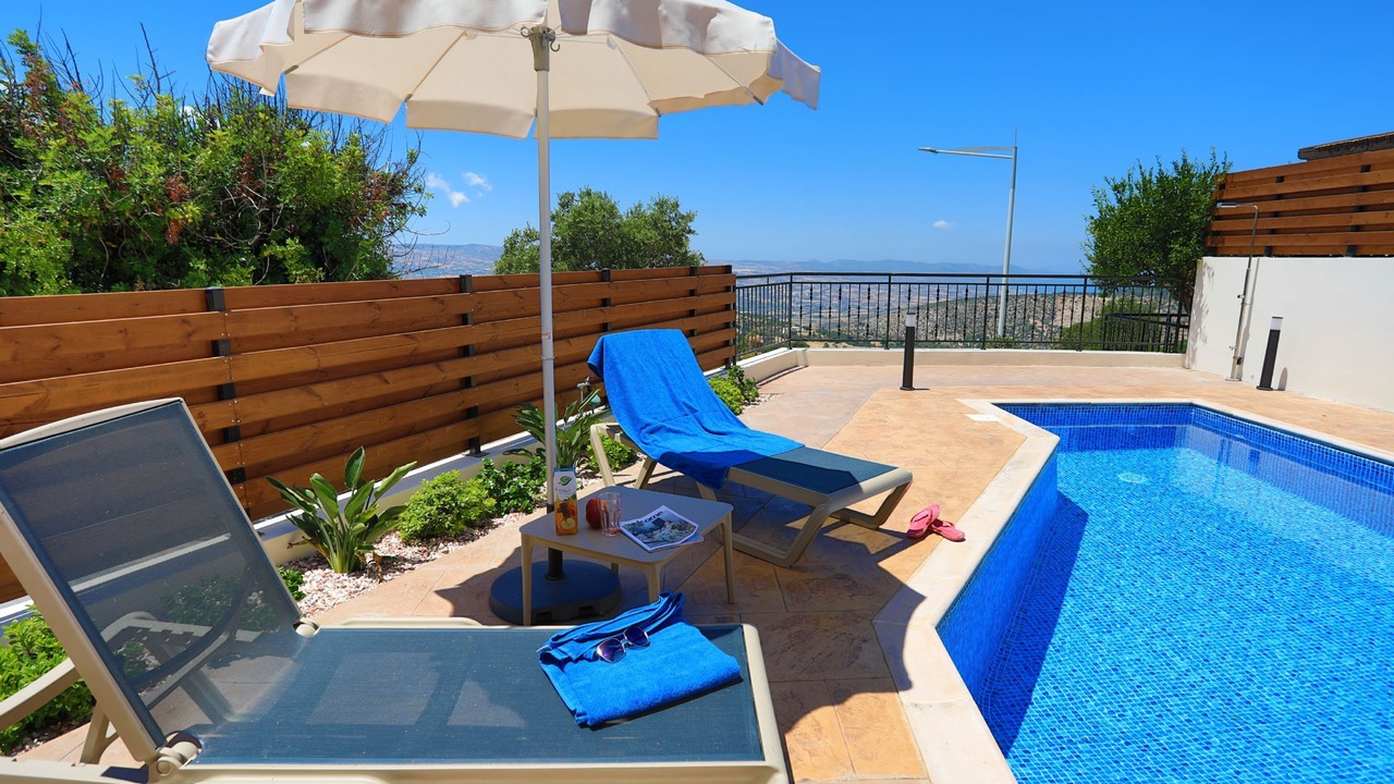Photo of Outdoor in Meladeia