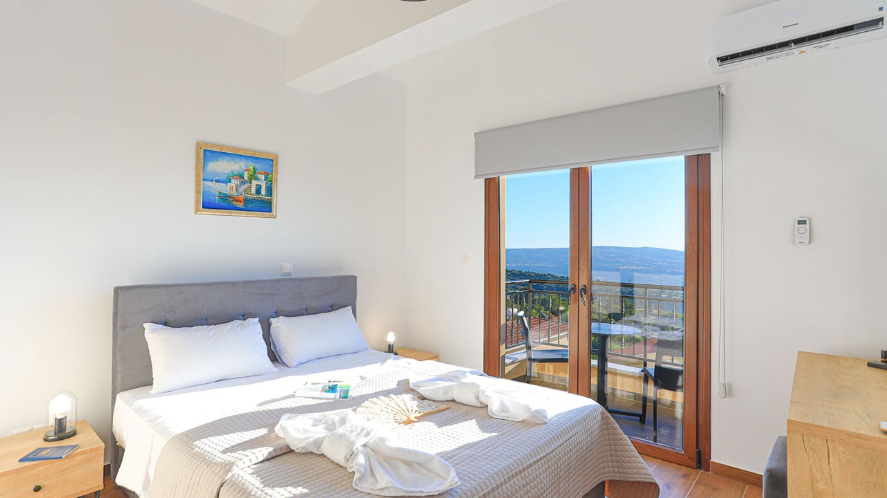 Photo of Bedroom in Meladeia