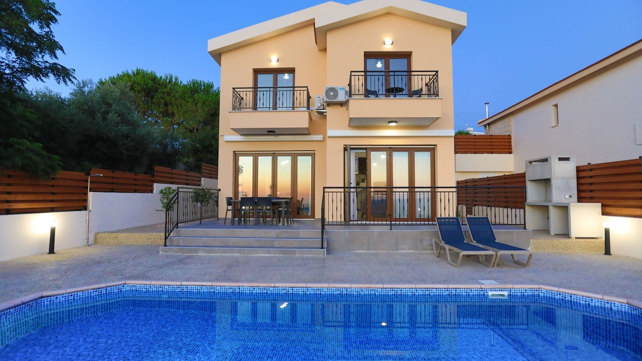 Photo of Outdoor in Meladeia